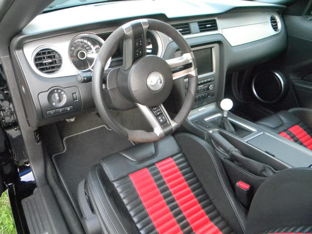S650 Mustang Hmmm... so what IS the major diff between the S550 and S650? 027.JPG