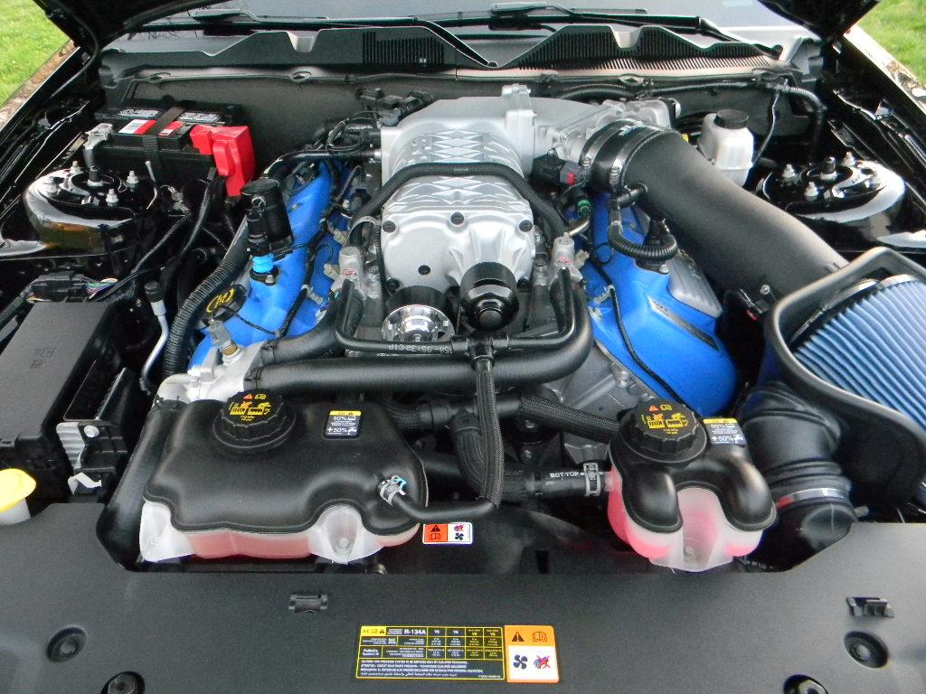 S650 Mustang Hmmm... so what IS the major diff between the S550 and S650? 034.JPG