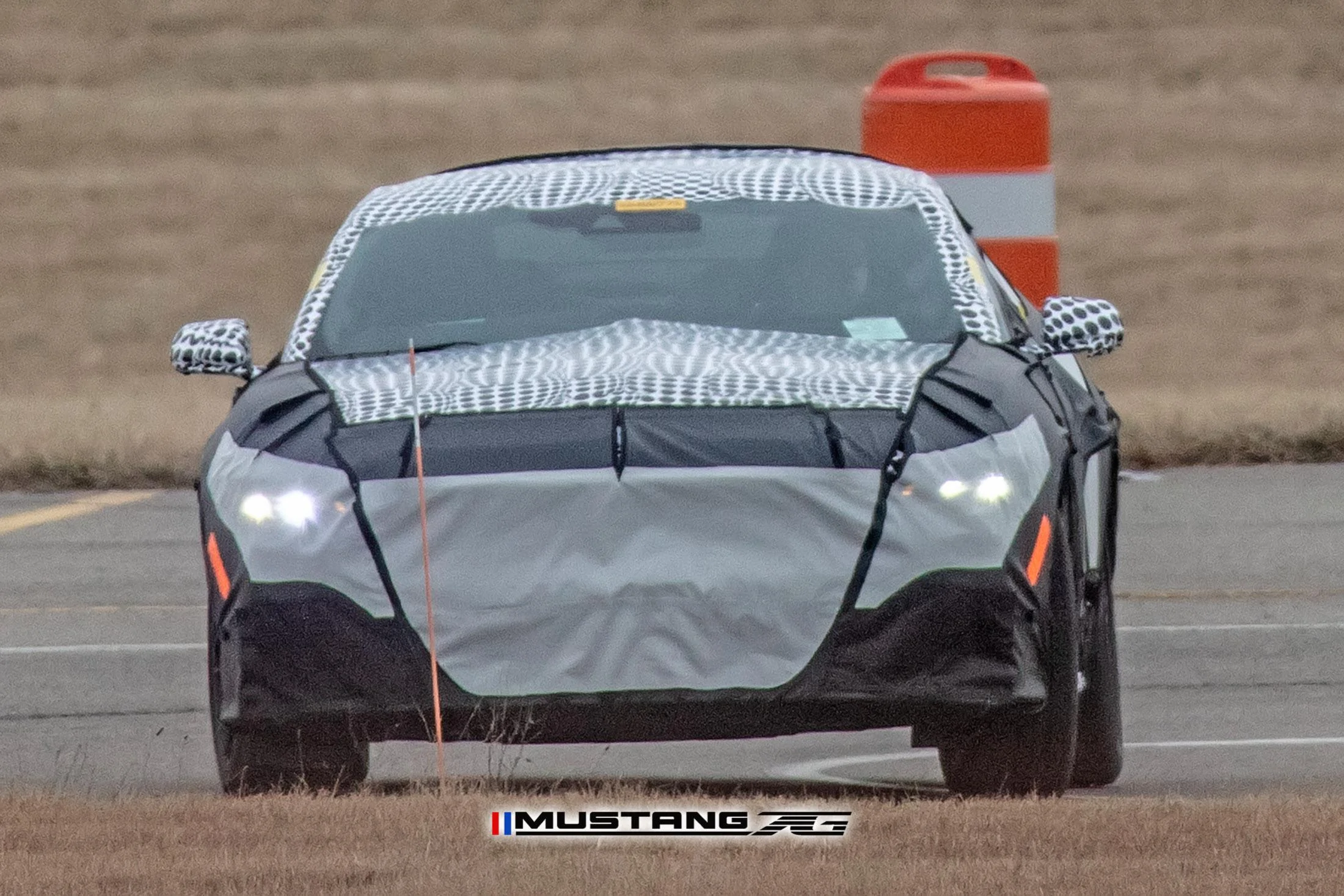 S650 Mustang First Look: S650 Mustang Prototype Spied With Production Body! 📸 S650 Mustang Prototype Mule Spied 2