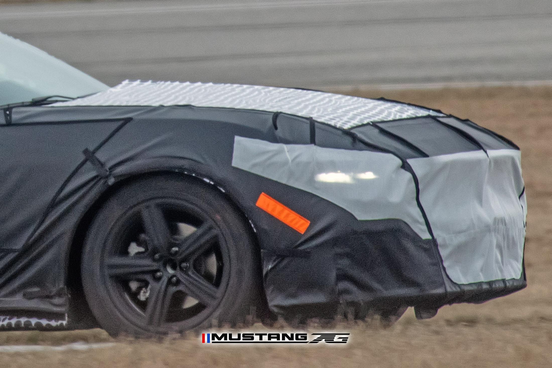 S650 Mustang First Look: S650 Mustang Prototype Spied With Production Body! 📸 S650 Mustang Prototype Mule Spied 6