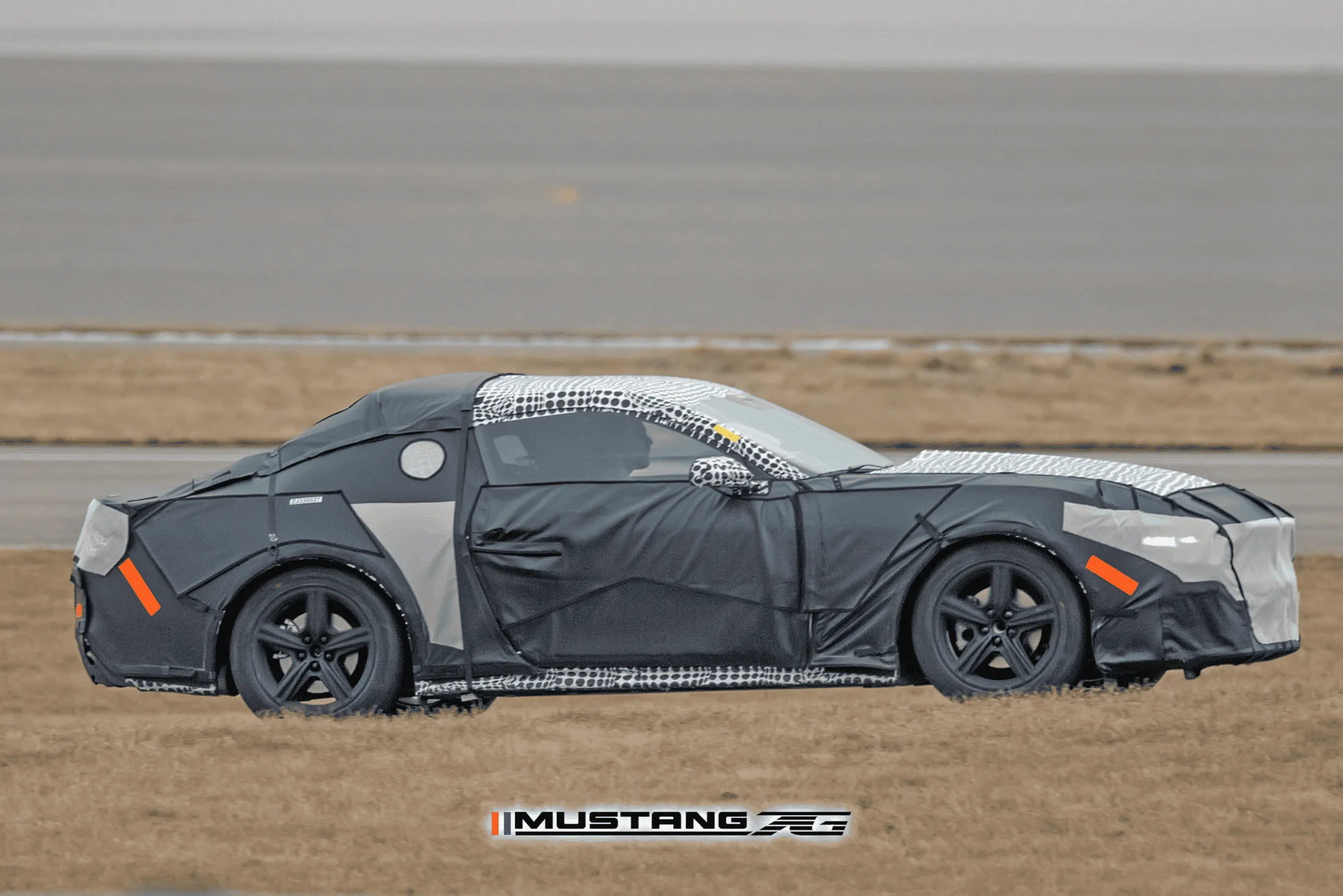 S650 Mustang First Look: S650 Mustang Prototype Spied With Production Body! 📸 1643724319430