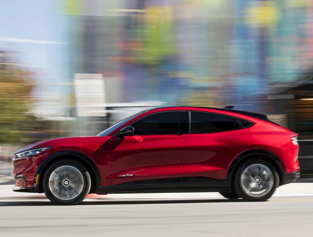 S650 Mustang S650 Mustang design / styling first-hand description 🕵🏻‍♂️ ford_mustang_mach-e_4x_70_06ad05690c80097a