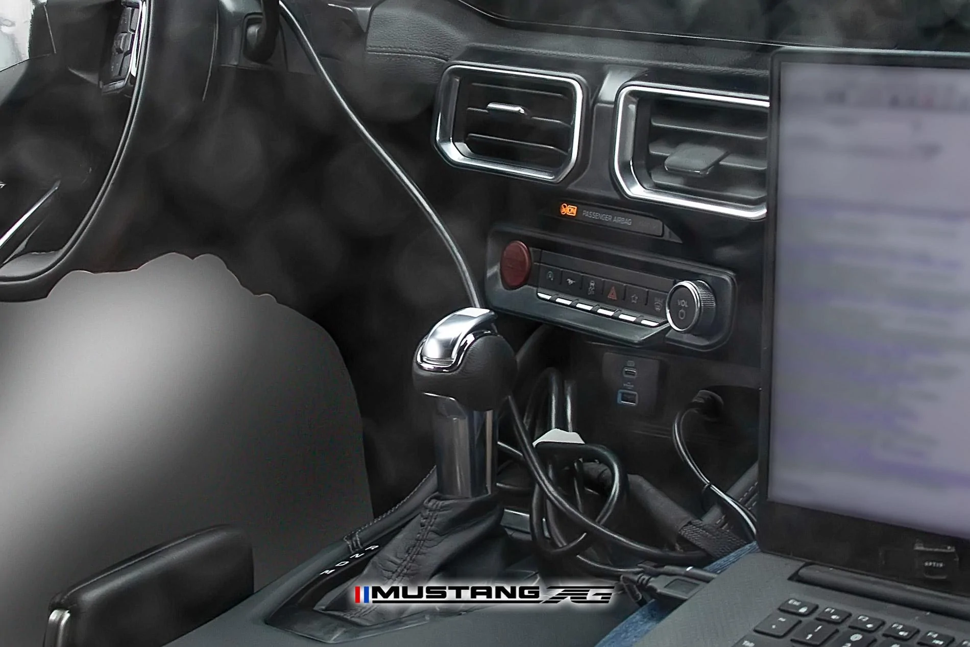 S650 Mustang S650 Mustang INTERIOR First Look Spyshots! + More Exterior Shots S650 2023 Mustang EcoBoost Interior Spyshot 29