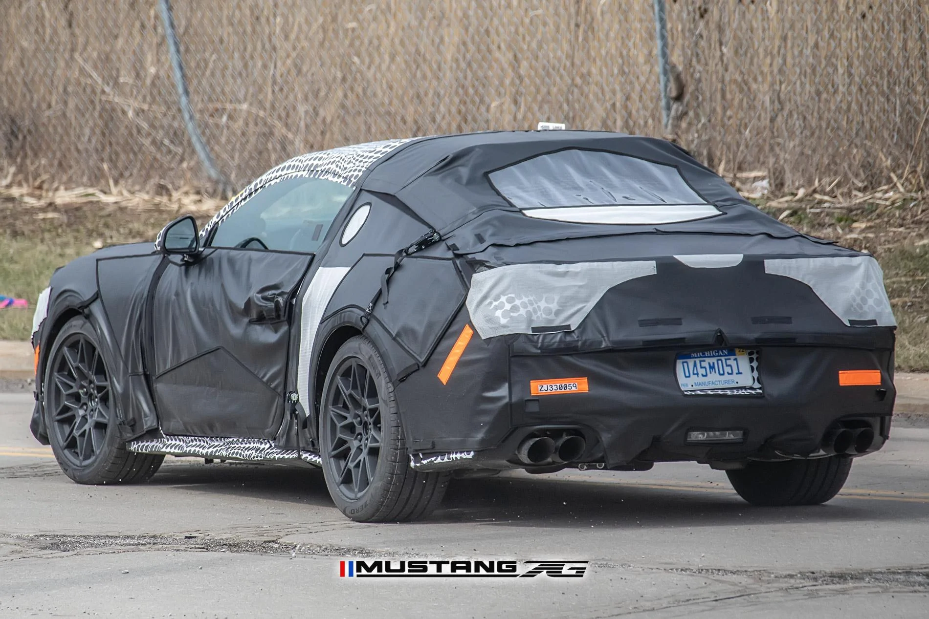 S650 Mustang S650 Mustang INTERIOR First Look Spyshots! + More Exterior Shots S650 2023 Mustang EcoBoost Interior Spyshot 24