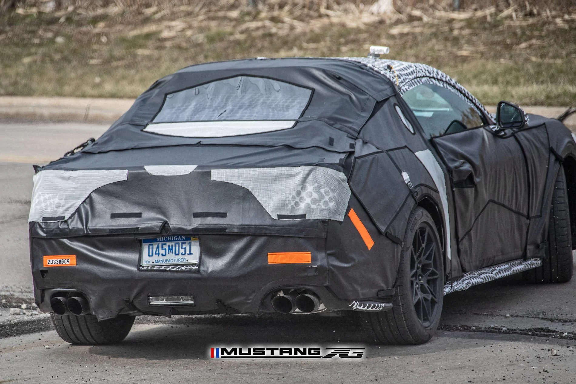 S650 Mustang S650 Mustang INTERIOR First Look Spyshots! + More Exterior Shots S650 2023 Mustang EcoBoost Interior Spyshot 20