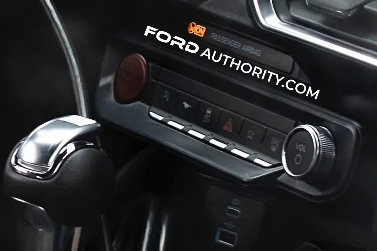 S650 Mustang Start Button revealed from S650 Mustang 921E250B-04BD-4EC8-AE23-BF5B45024C02