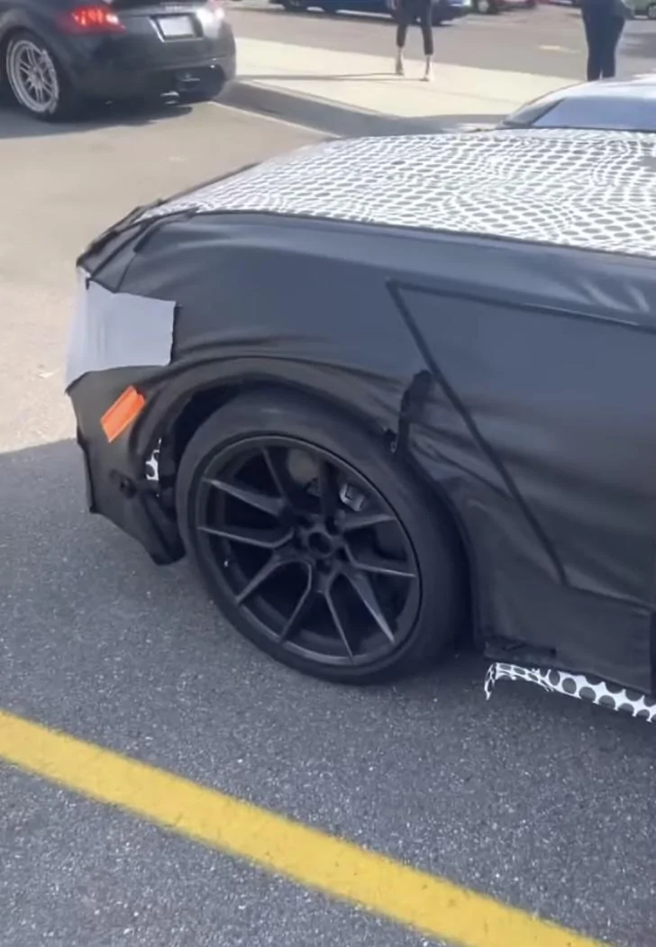 S650 Mustang 🔊 Video: S650 Mustang prototype walkaround, interior look and V8 exhaust revs (@ local Cars & Coffee) 3FCE9533-4825-4702-9431-7A9F8EBACCF7