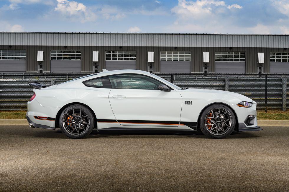 ford-mustang-mach-1-one-1627933850.jpg