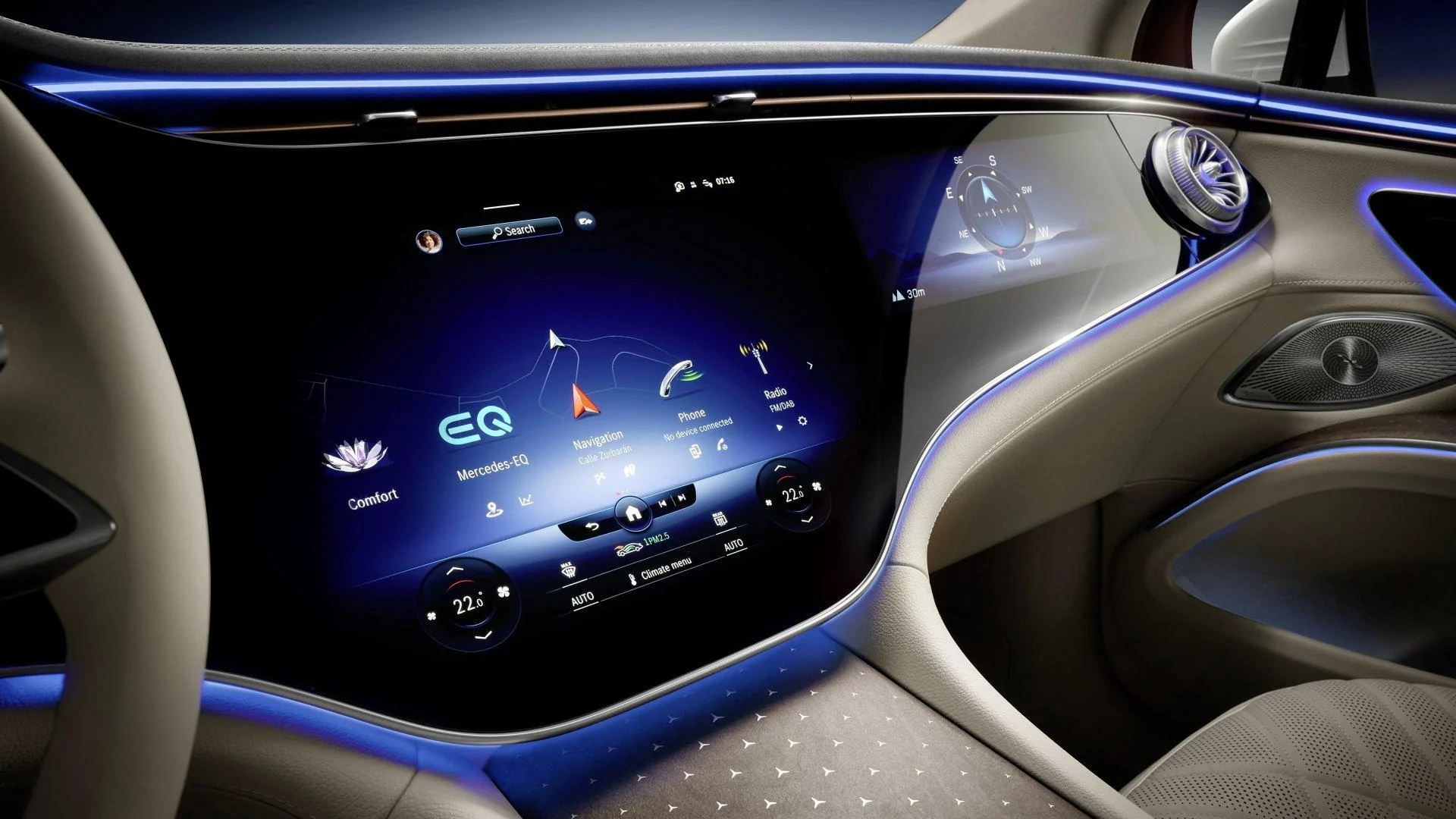 S650 Mustang The new dashboard is a big mistake IMO uses-their-poor-in-car-navigation-systems-187221_1