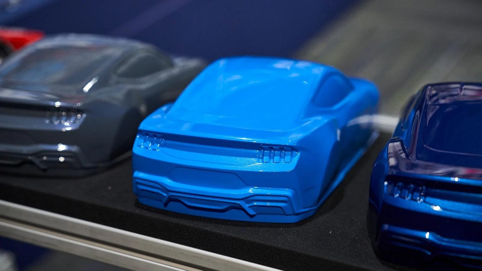 S650 Mustang Color Samples - 2024 Mustang S650: Blue Ember, Vapor Blue, Grabber Blue, Yellow Splash, Ingot Silver, Etc. 2024-Ford-Mustang-Grabber-Blu