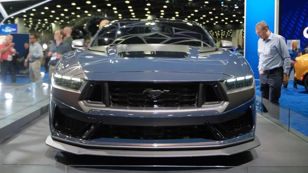 S650 Mustang S650 pics from reveal night and showfloor of 2022 Detroit Auto Show 2024-ford-mustang-dark-horse-detroit-auto-show-02.jpg