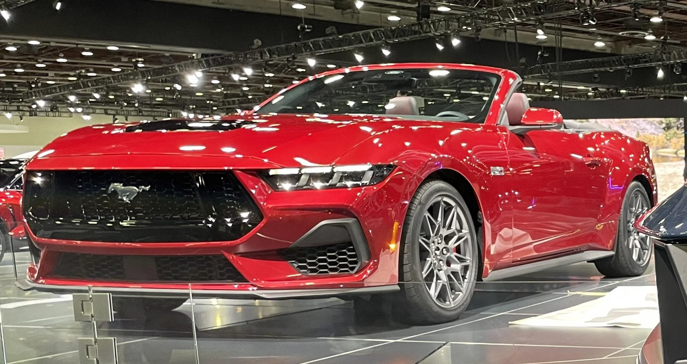 S650 Mustang S650 pics from reveal night and showfloor of 2022 Detroit Auto Show 778dfecd-3e2e-4904-8348-7685b96fea55-jpeg