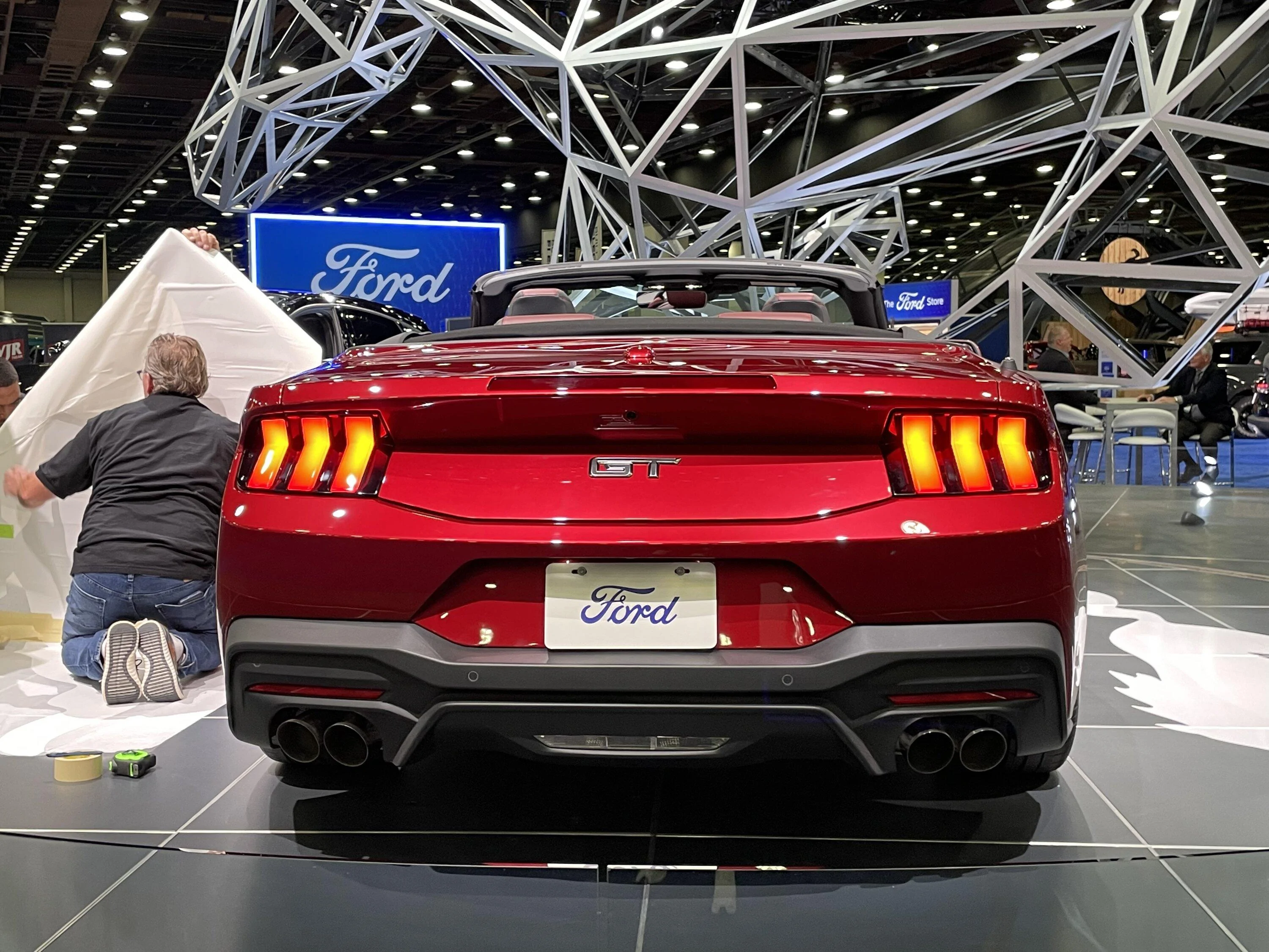 S650 Mustang S650 pics from reveal night and showfloor of 2022 Detroit Auto Show b0297003-c980-468a-a113-f2bd87220fac-jpeg-jpg