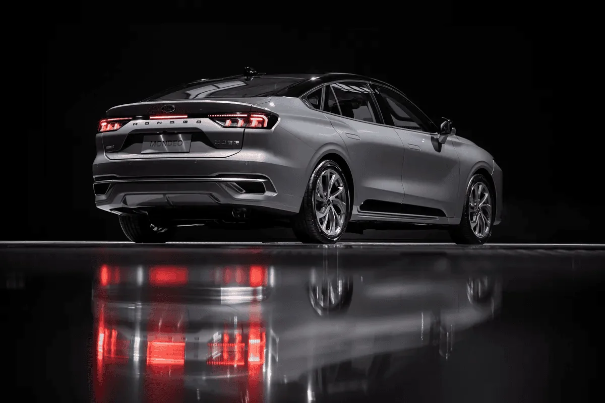S650 Mustang Do you like the new rear lights on S650 Mustang? 1663536582880