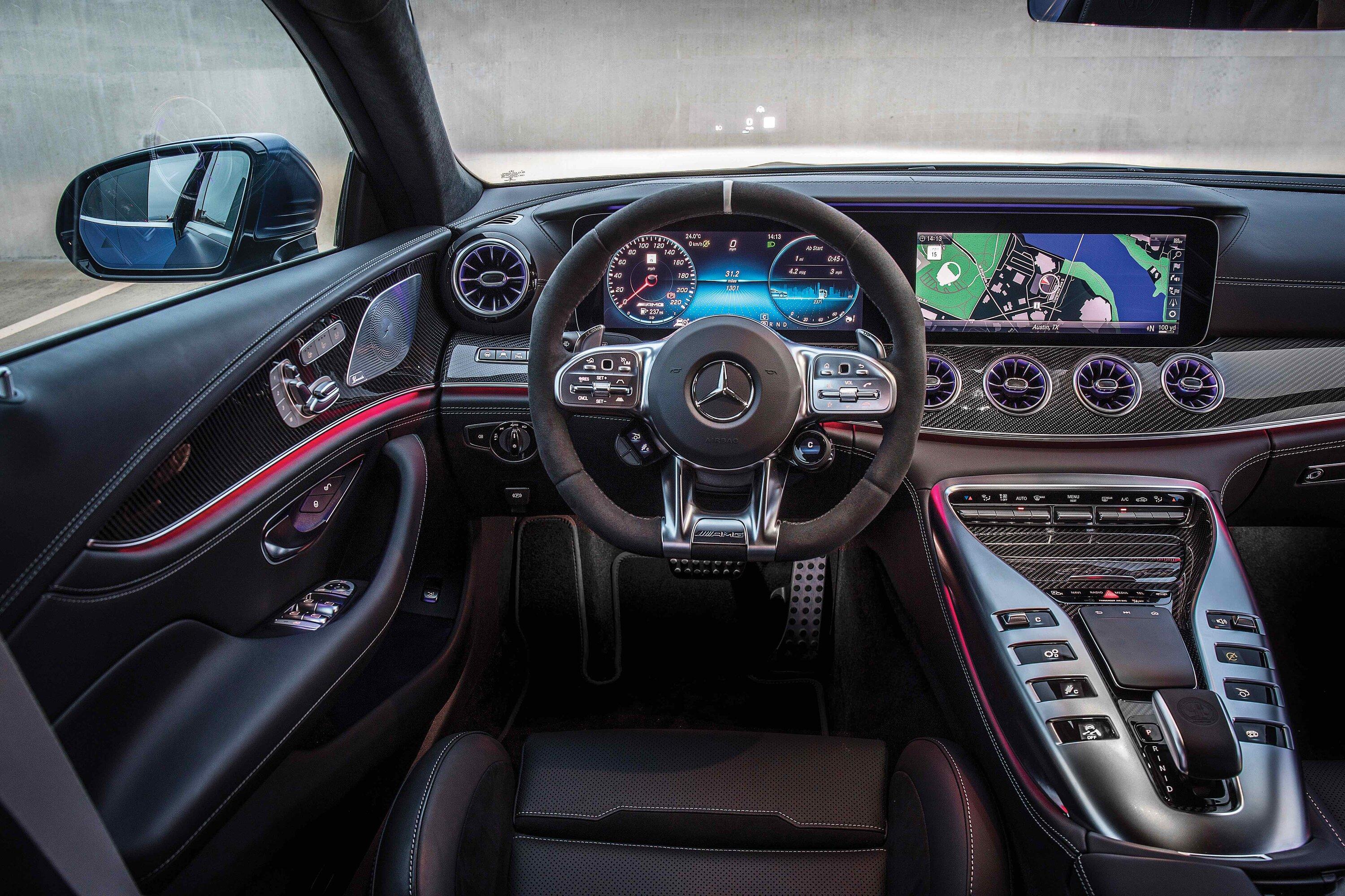 S650 Mustang Base Model/Standard Interior 41677083-9AC6-4081-9F07-E58A2AB1D15C