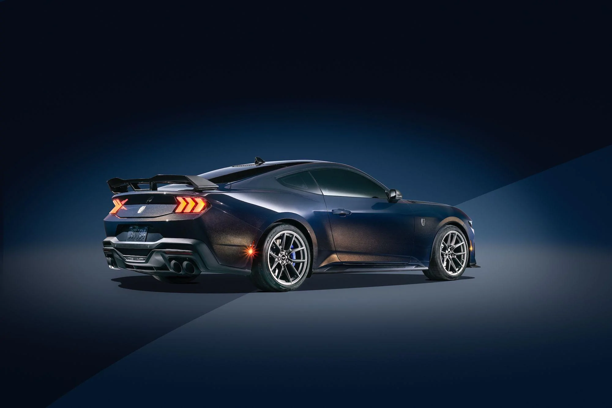 S650 Mustang 🏴‍☠️ Mustang Dark Horse S and Dark Horse R Revealed! 2024-ford-mustang-dark-horse-102-1663269713