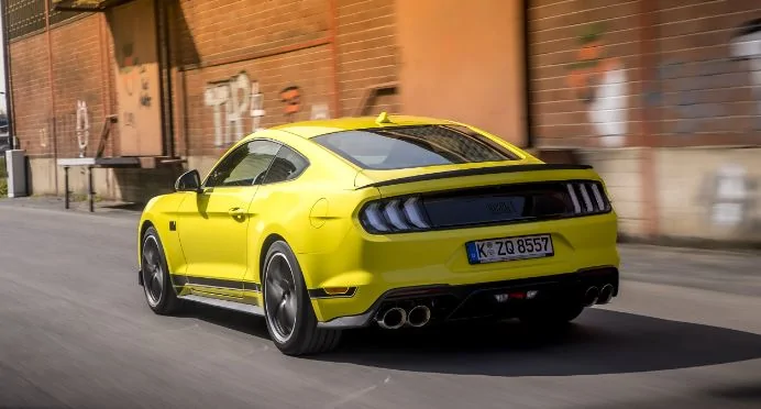 S650 Mustang Grabber Blue S650 Mustang GT spotted (video)! yellow diffusor_FL_S550