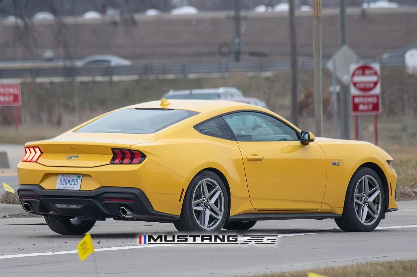 S650 Mustang Yellow Splash 2024 Mustang GT Caught Testing 2024-mustang-gt-yellow-splash-6