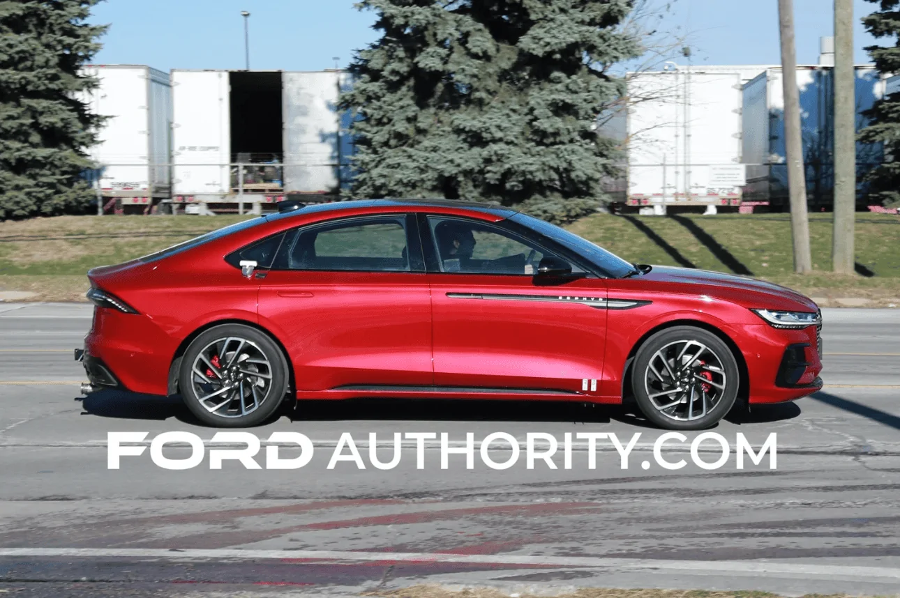 S650 Mustang New Lincoln Zephyr - China Only Captur