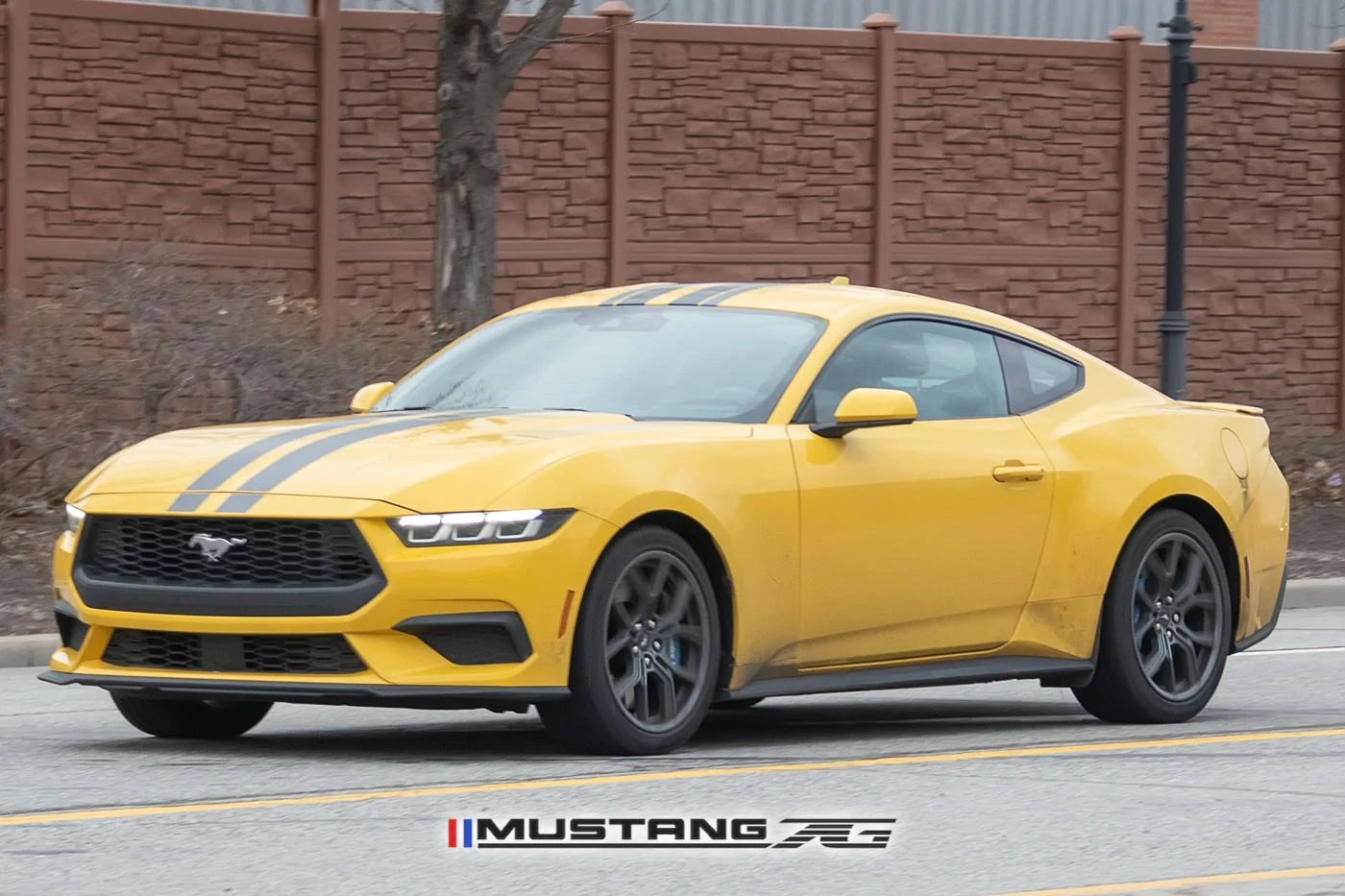 S650 Mustang Official YELLOW SPLASH Mustang S650 Thread g-ecoboost-s650-yellow-splash-racing-stripes-2-jpg