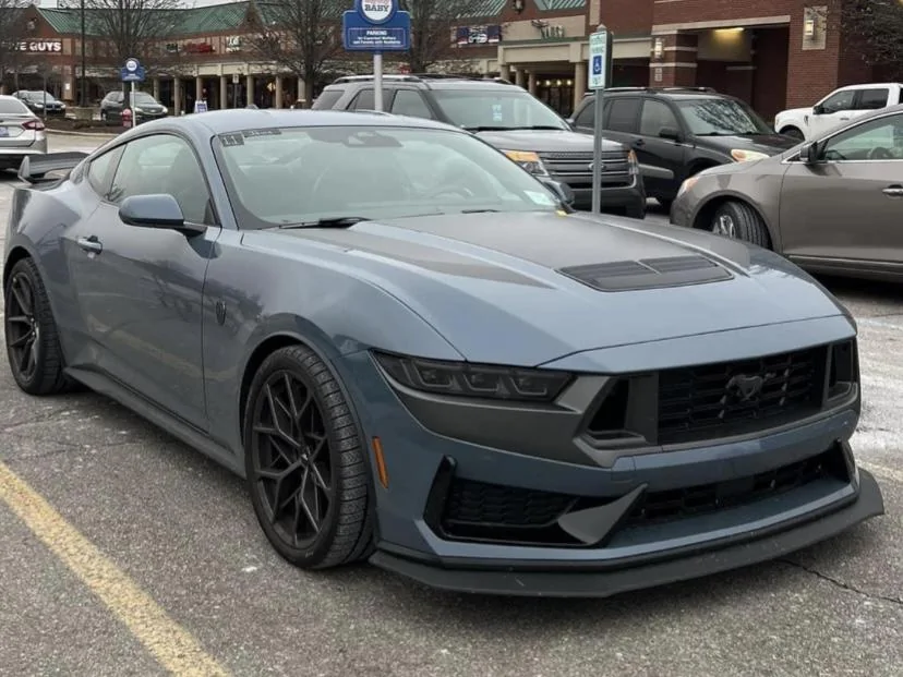 S650 Mustang S650 Mustang vs S550 Mustang side-by-side comparison pics thread 88F6CB4A-8CF3-4A34-BBC3-94298B44CCF3