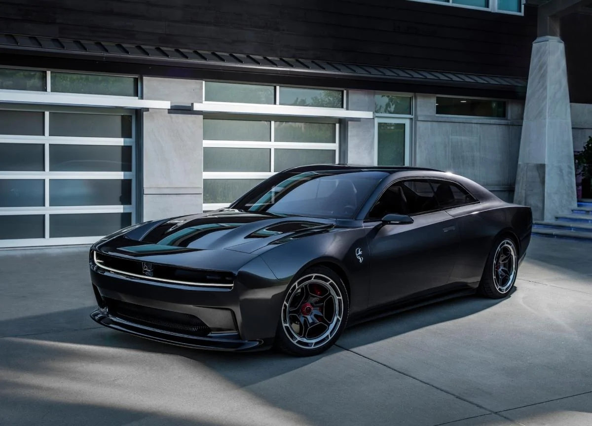 S650 Mustang S650 Rear Styling Debate dodge-charger-angl