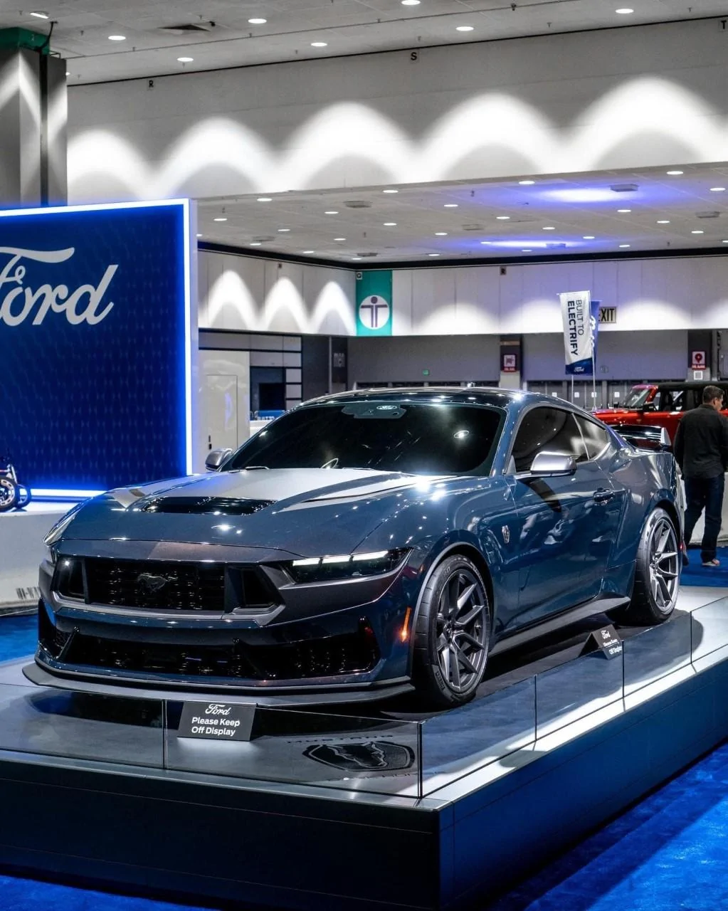 S650 Mustang S650 on Social Media 650 exhibition