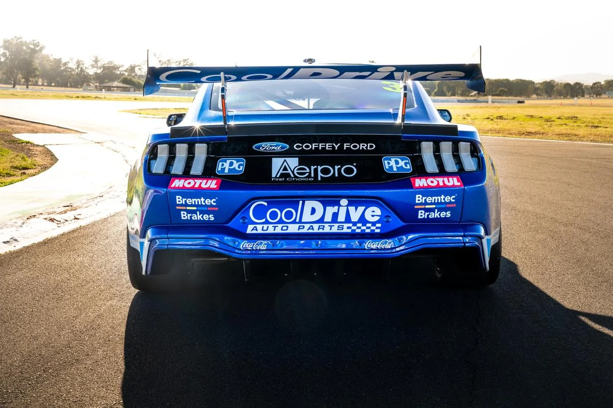 S650 Mustang Black Rear Decklid 1200_11