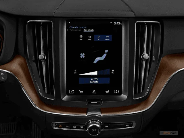 S650 Mustang Base Interior Spied Up Close for the First Time. 1676218877501