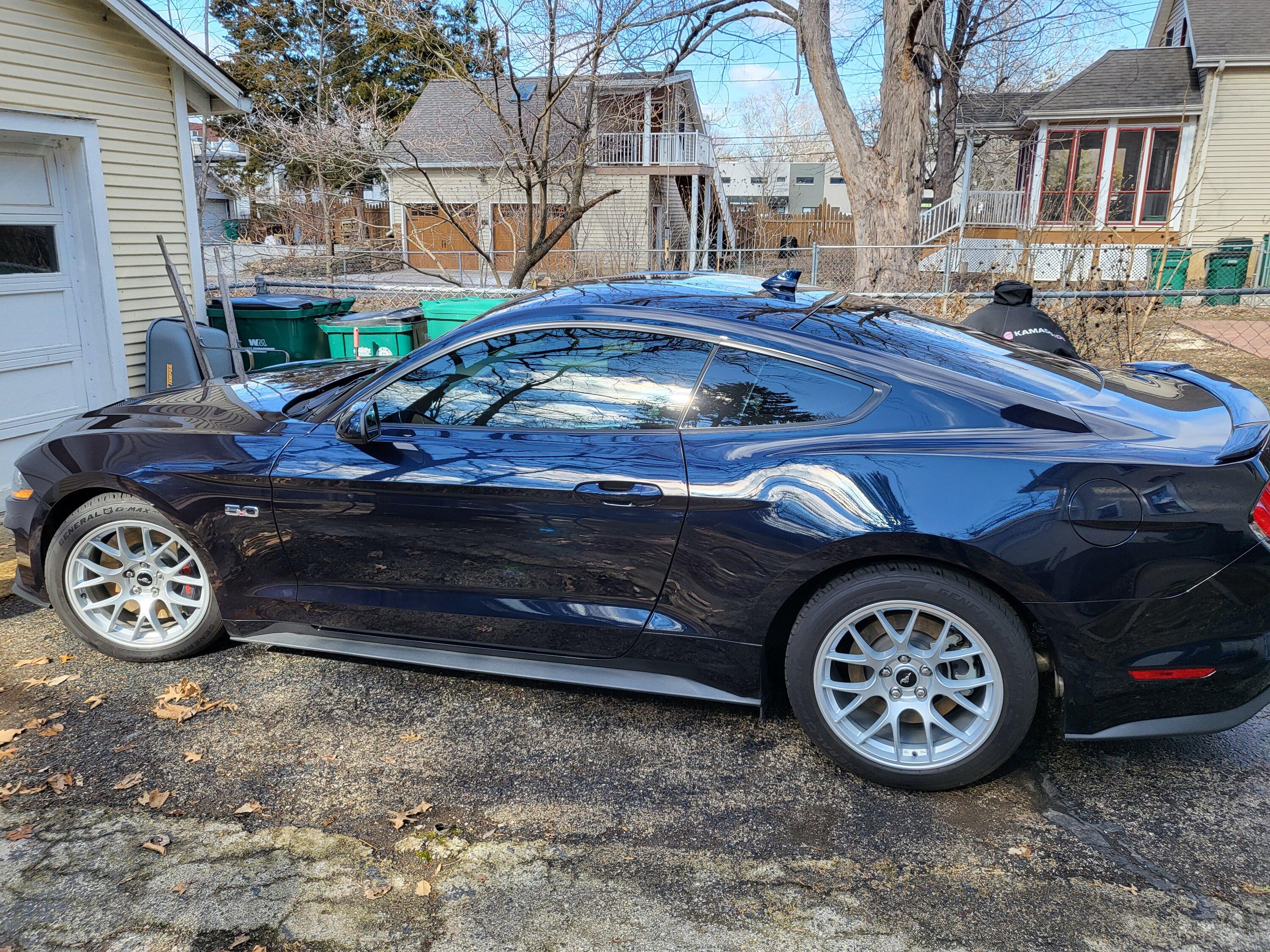 S650 Mustang Torn on what wheels to order on my GT Premium 20230210_132046