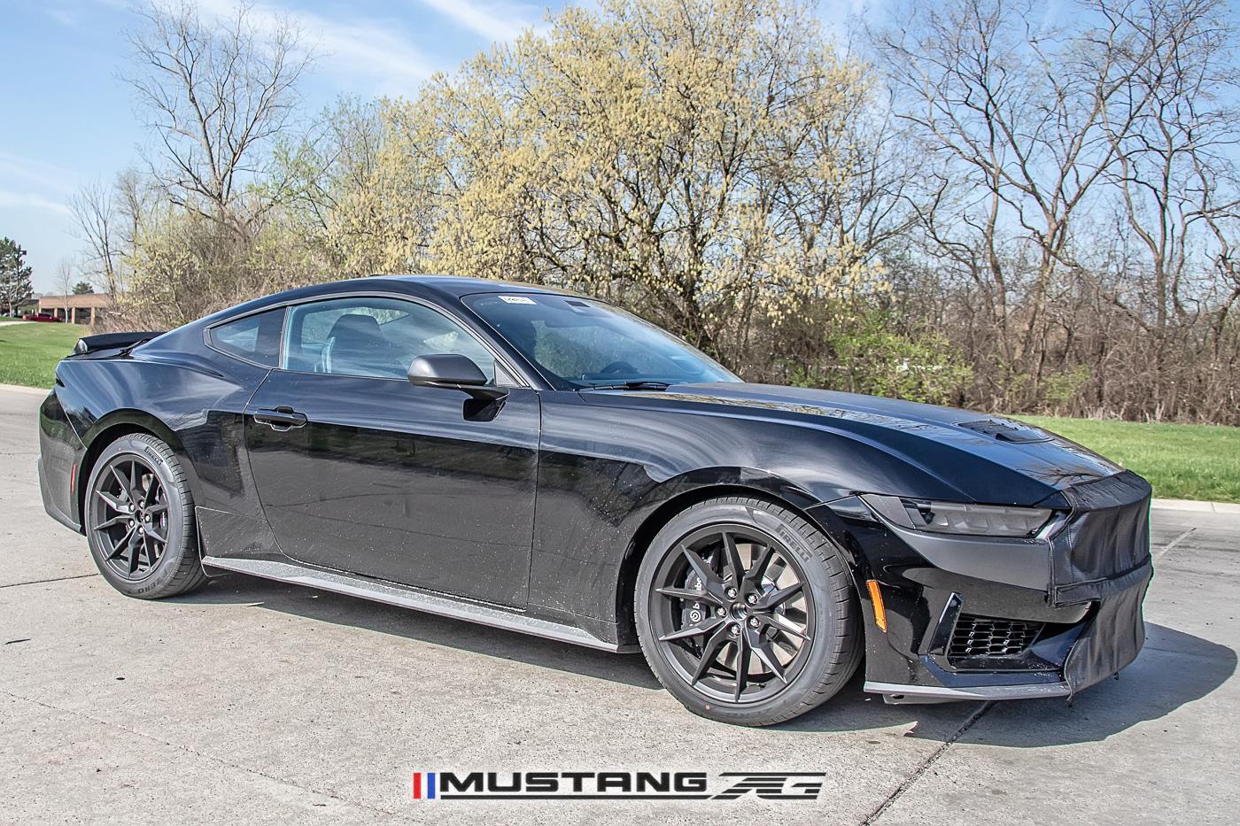 S650 Mustang 📸 Mustang GT3 Road-Version Prototype Spied Testing with Center-Exit Exhaust s650-mustang-variant-prototype-center-exit-exhaust-5