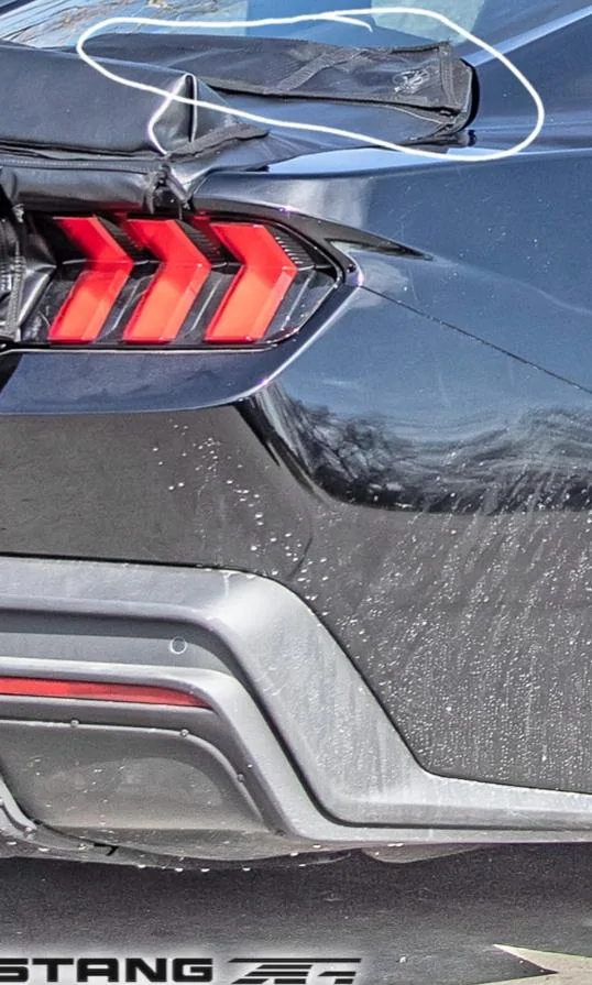 S650 Mustang 📸 Mustang GT3 Road-Version Prototype Spied Testing with Center-Exit Exhaust 20230418_182018