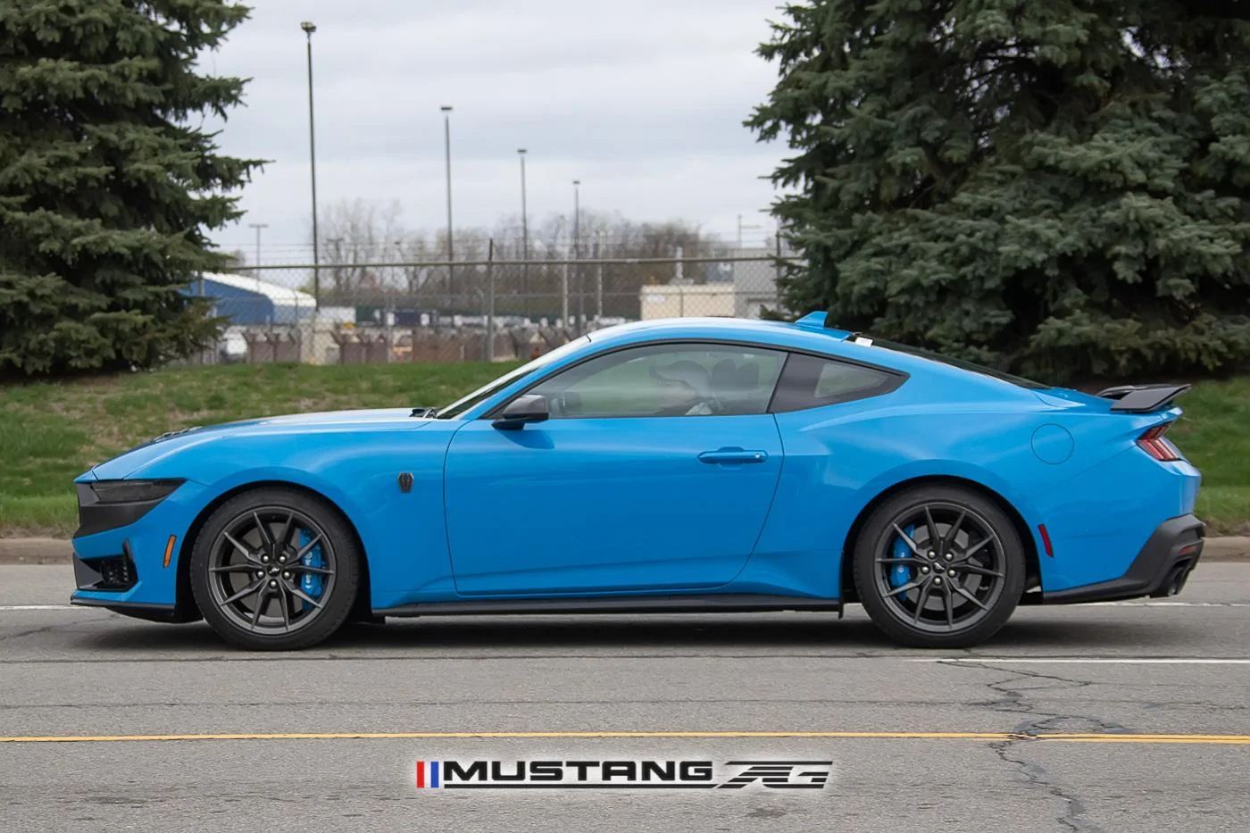 S650 Mustang Official GRABBER BLUE Mustang S650 Thread 2024-dark-horse-mustang-grabber-blue-spied-10