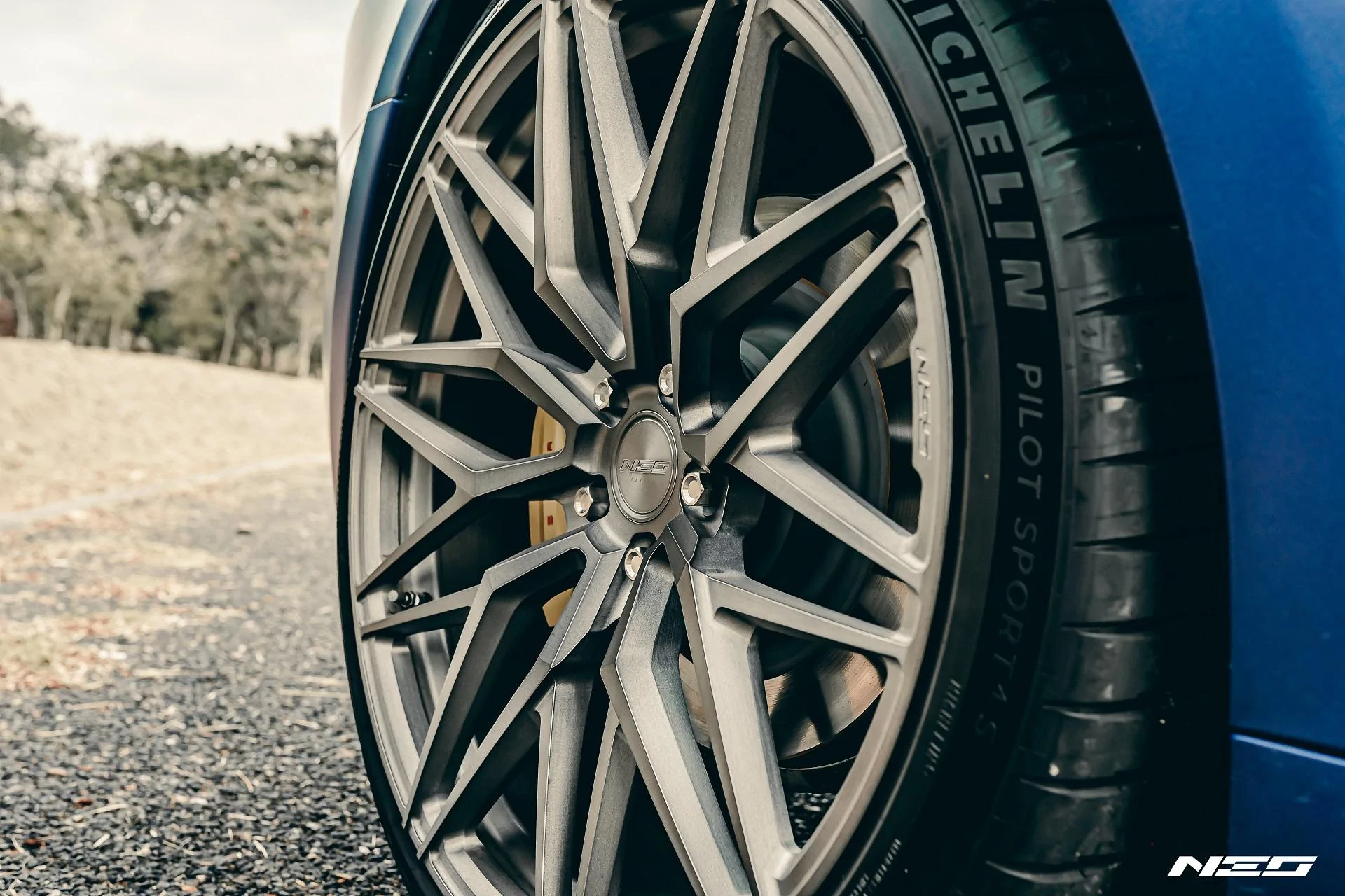 S650 Mustang Any advice on darkening up the wheels a bit? FG-X(models)-(8)