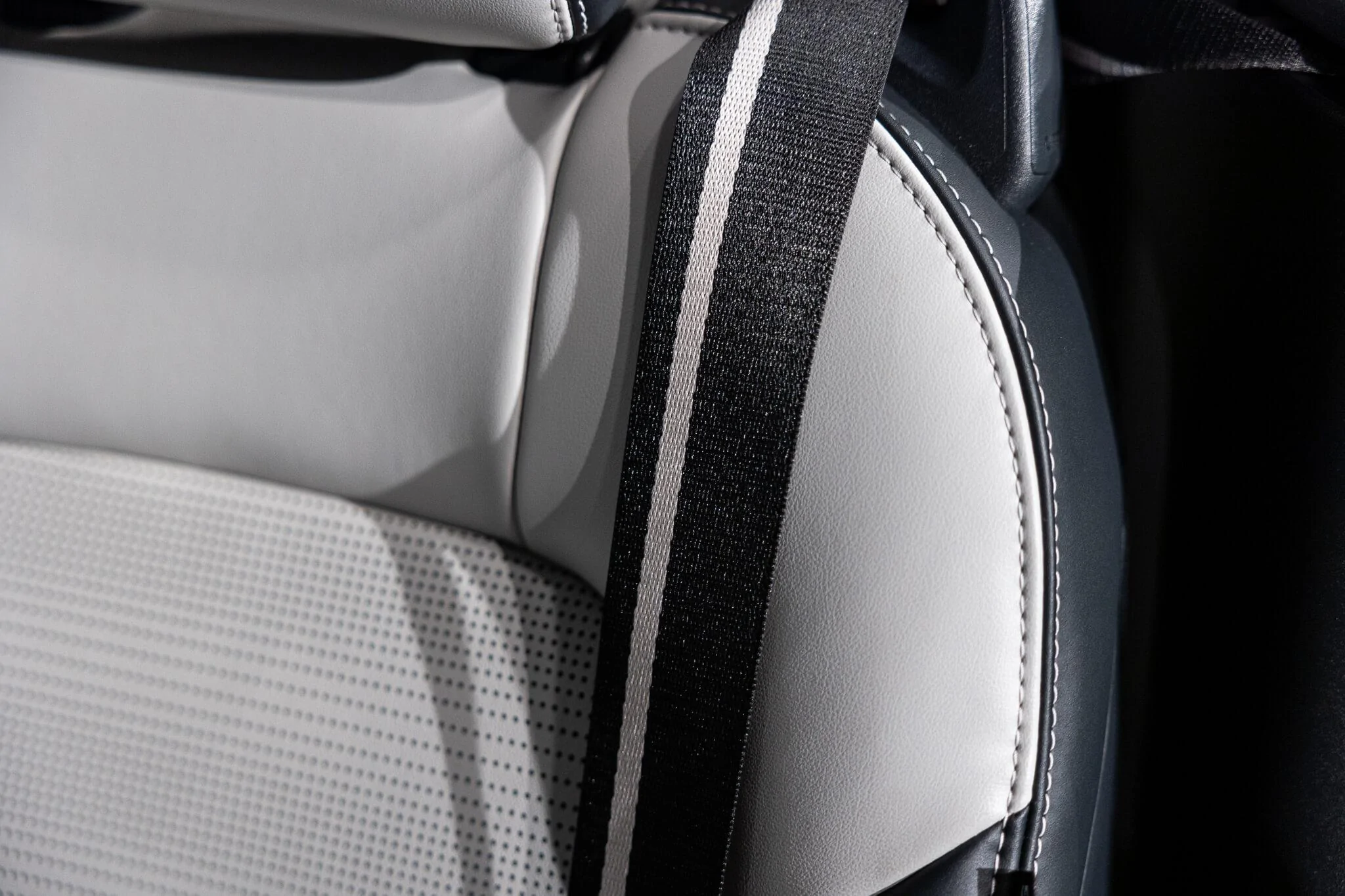 S650 Mustang Carmine red interior… is not red enough! 2DCC4D95-00C0-4B14-A414-A9E828E7B632