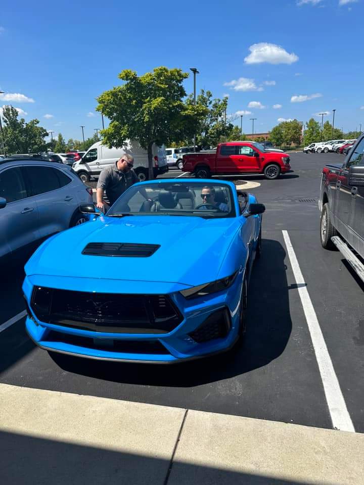 S650 Mustang Color difference flaw Mustang S650 FB_IMG_1692237021153