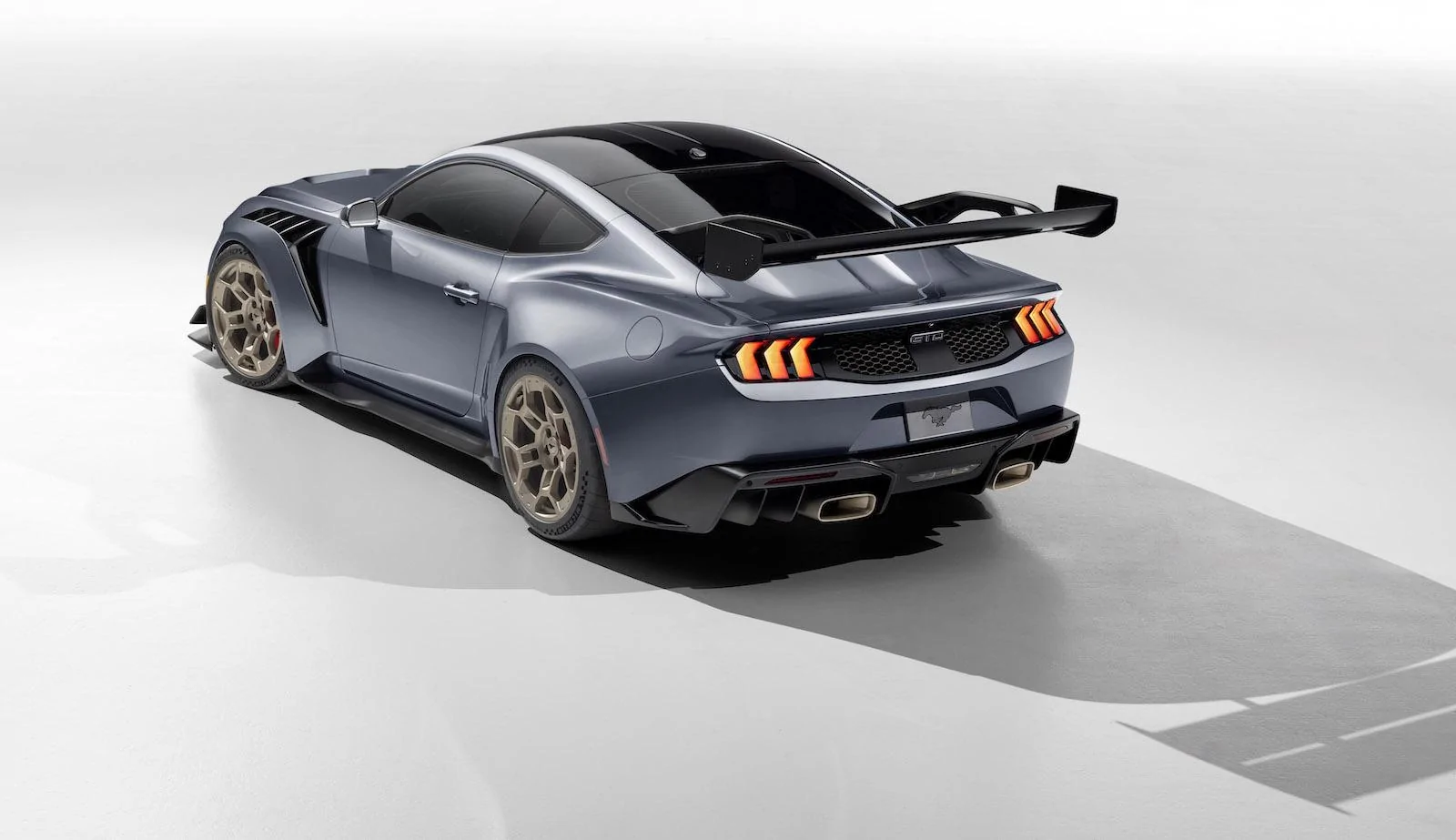 S650 Mustang Official: 2025 Mustang GTD Revealed! 800+ HP 5.2L V8, Pushrod Suspension, $300K MSRP Ford Mustang GTD 3