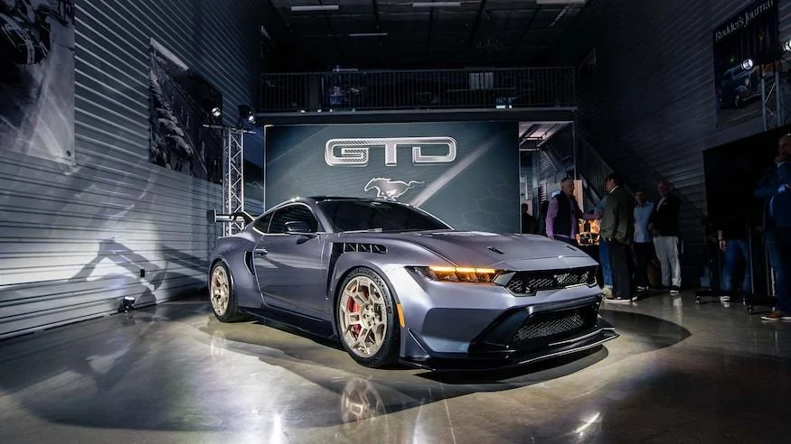 S650 Mustang Official: 2025 Mustang GTD Revealed! 800+ HP 5.2L V8, Pushrod Suspension, $300K MSRP 004-2025-mustang-gtd
