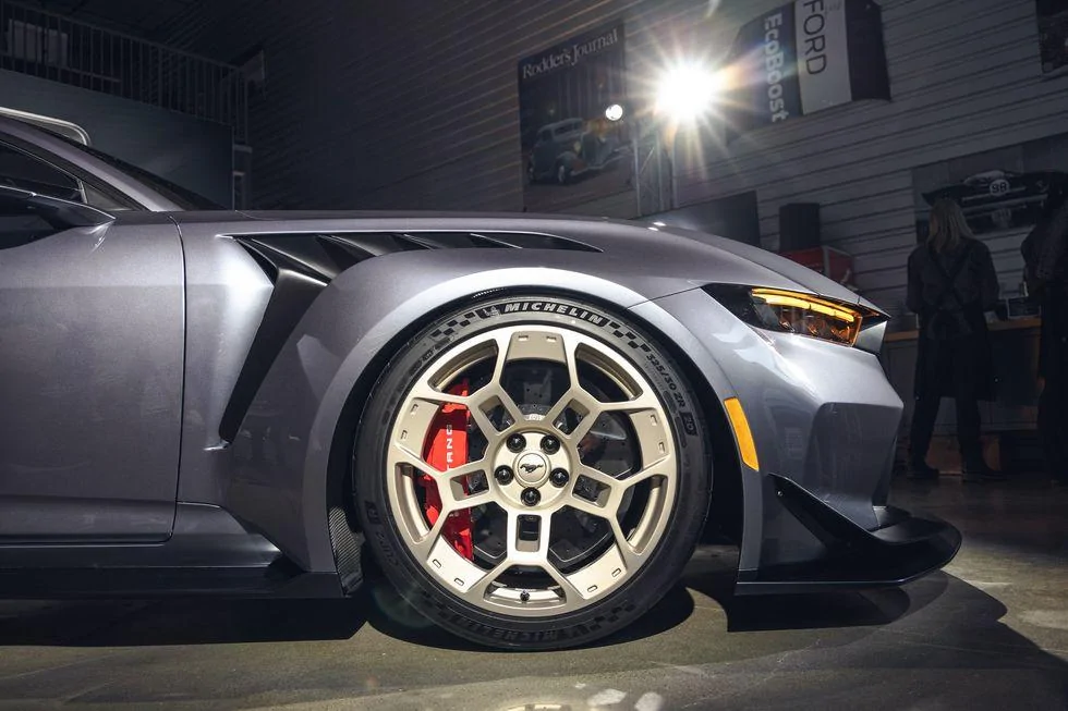 S650 Mustang Official: 2025 Mustang GTD Revealed! 800+ HP 5.2L V8, Pushrod Suspension, $300K MSRP ford-mustang-gtd-156-64de232fa07d