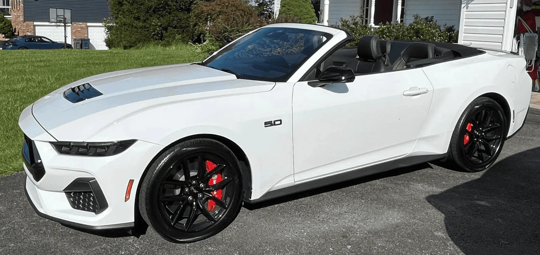 S650 Mustang Pros vs cons, red vs white 1693255230395