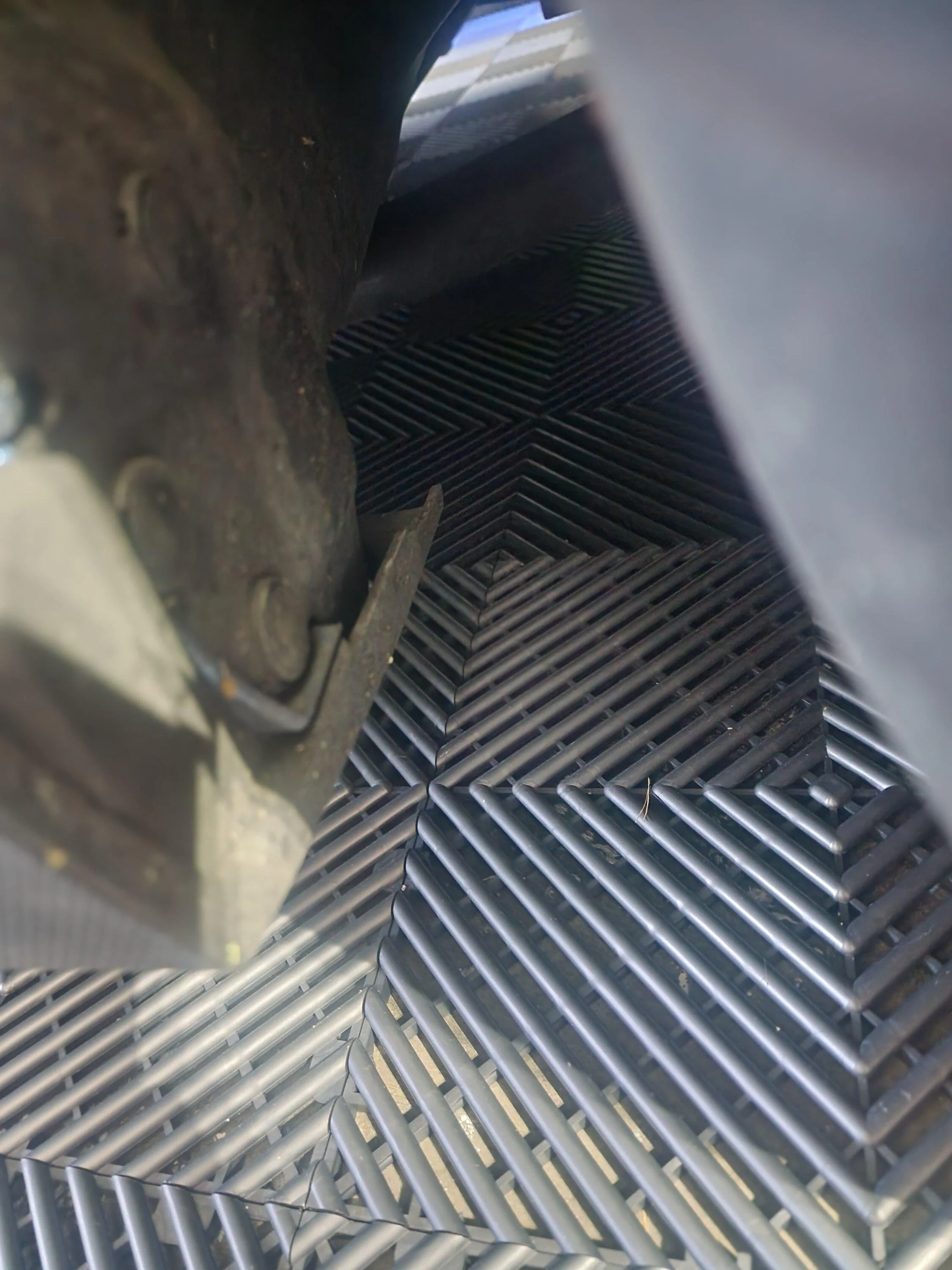 S650 Mustang Brand new convertible infested with gravel! 20230830_183226