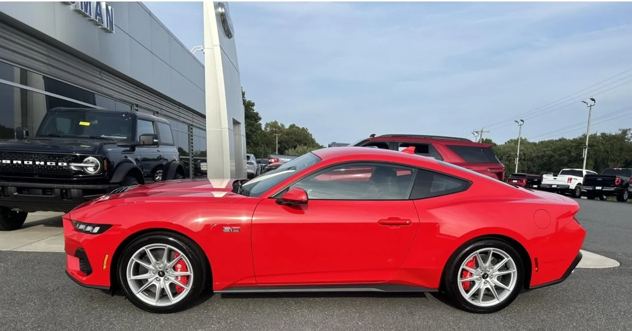 S650 Mustang Polished Aluminum Wheels - Opinions? IMG_2994