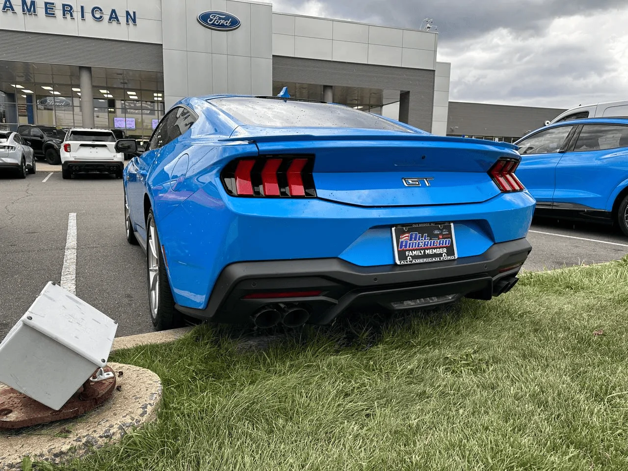 S650 Mustang Jersey Garage 1694203078725