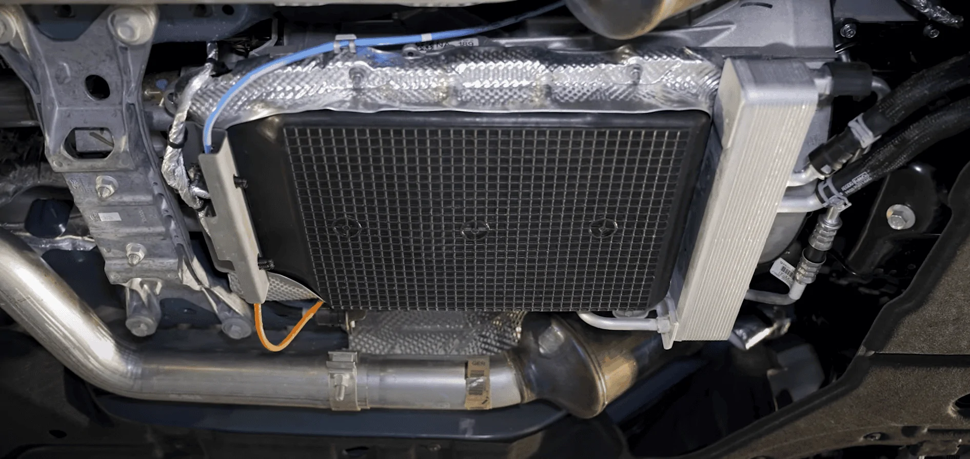 S650 Mustang 10R80 cooler 1694474572519