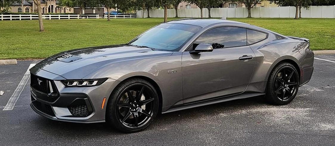 S650 Mustang LMR's SVE CFX wheels Carbonized Gray LMR Wheels
