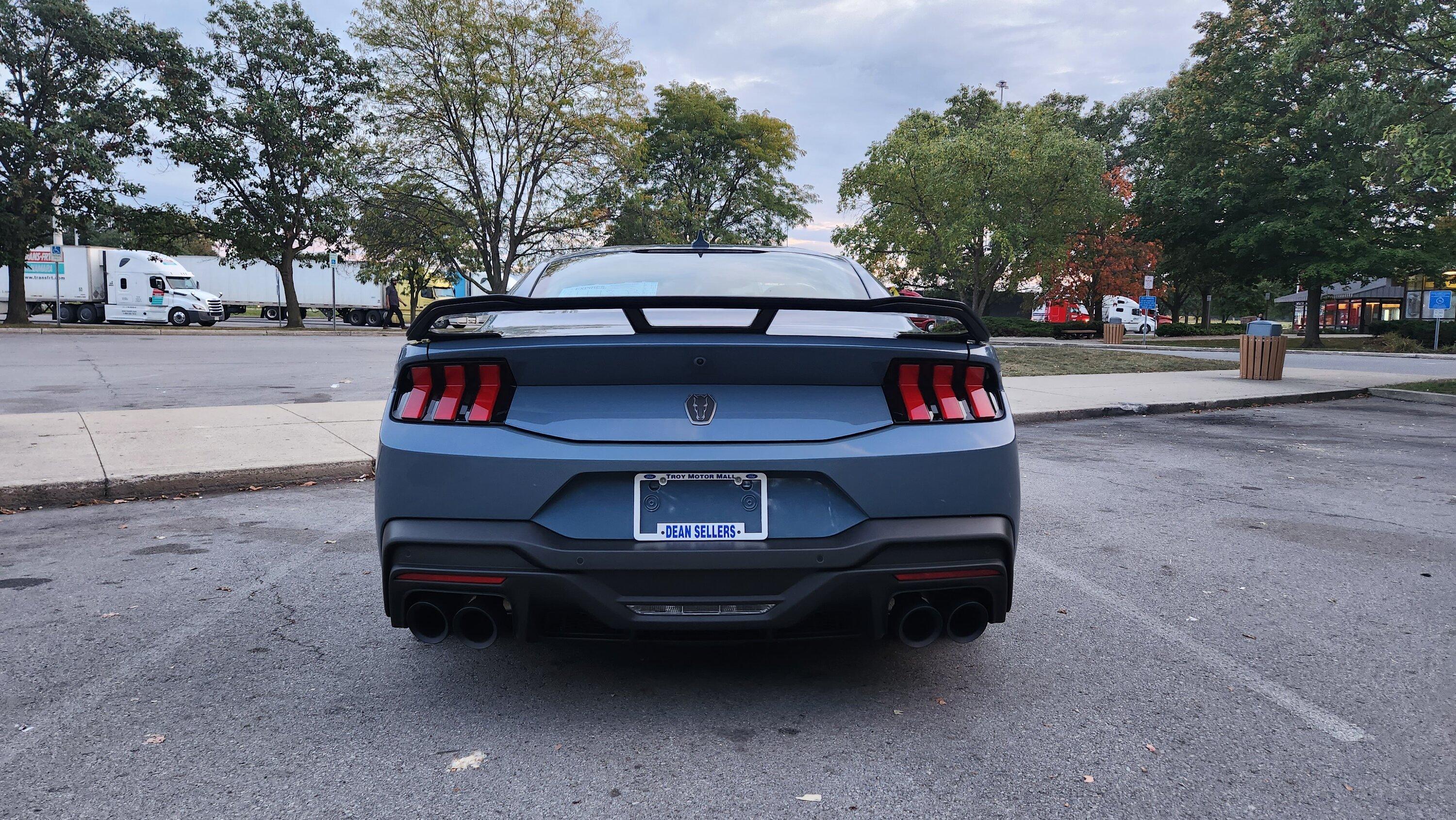 S650 Mustang 2024 Dark Horse Vapor Blue Metallic (600A, manual, Recaro seats) - Cincinnati, OH 20230919_193253