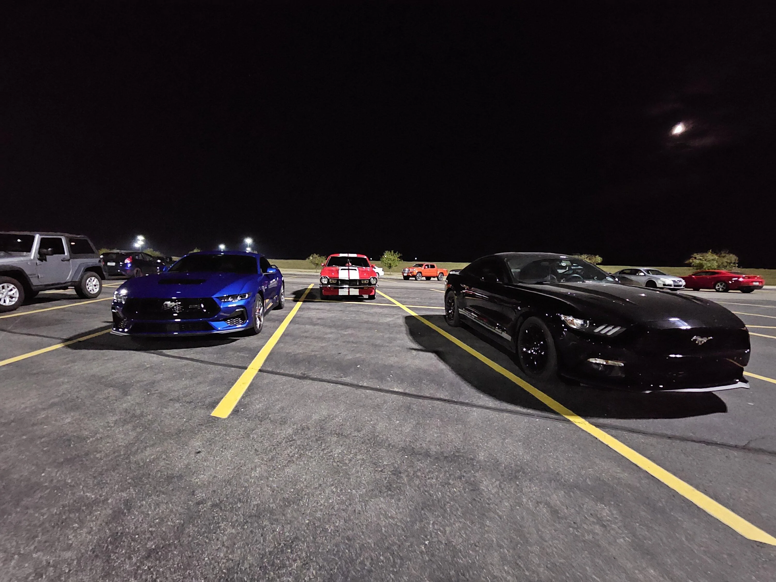 S650 Mustang Cool Picture with my S650 and 2 classics 20230922_212100
