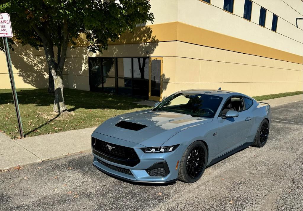 S650 Mustang Vapor Blue 2024 Mustang GT with some mods: CJ springs, SVE R357’s 19x10, 19x11 BD34D6EB-51C6-4C60-B1BA-19F40B16BEC5