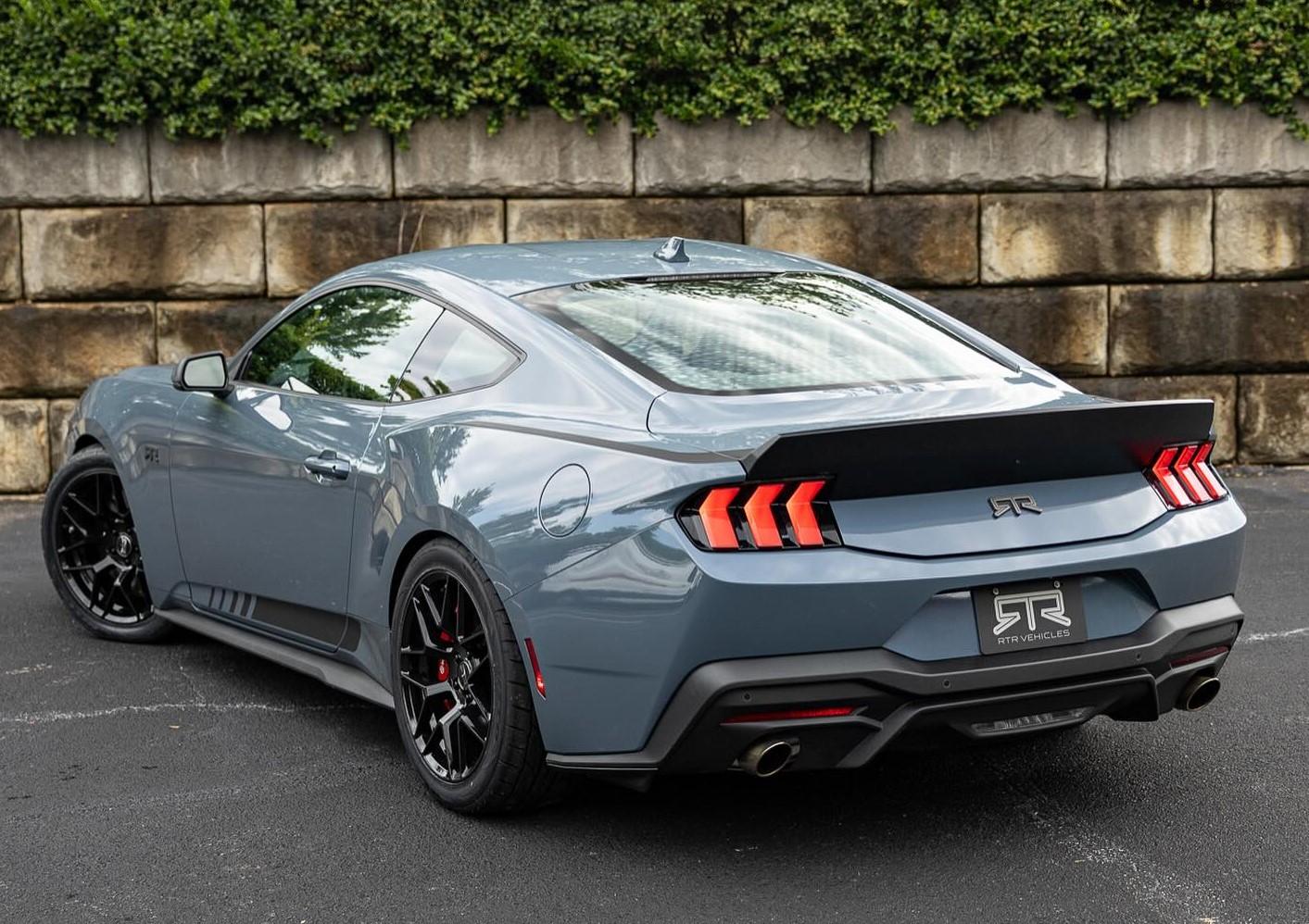 S650 Mustang RTR Spec 1 (International Mustang RTR vehicle package) RTR Spec 1 2