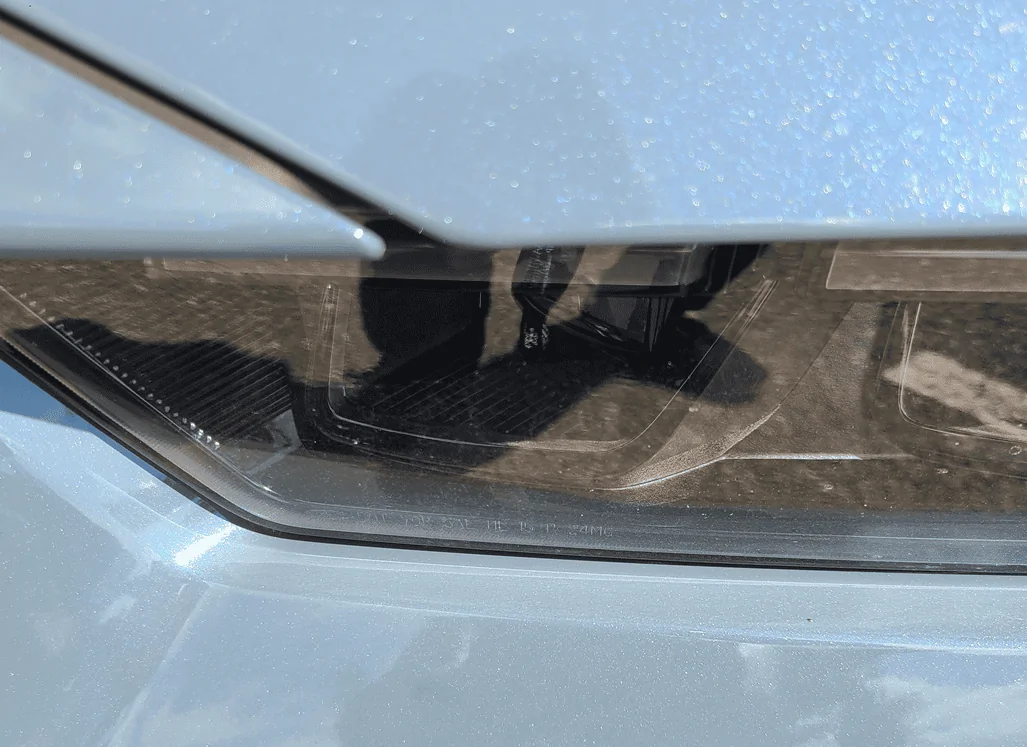 S650 Mustang Very slight panel gap - ignore or will the dealer actually do something? Capture2